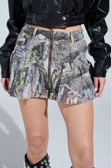 MOVIN DIFFERENT MINI SKIRT