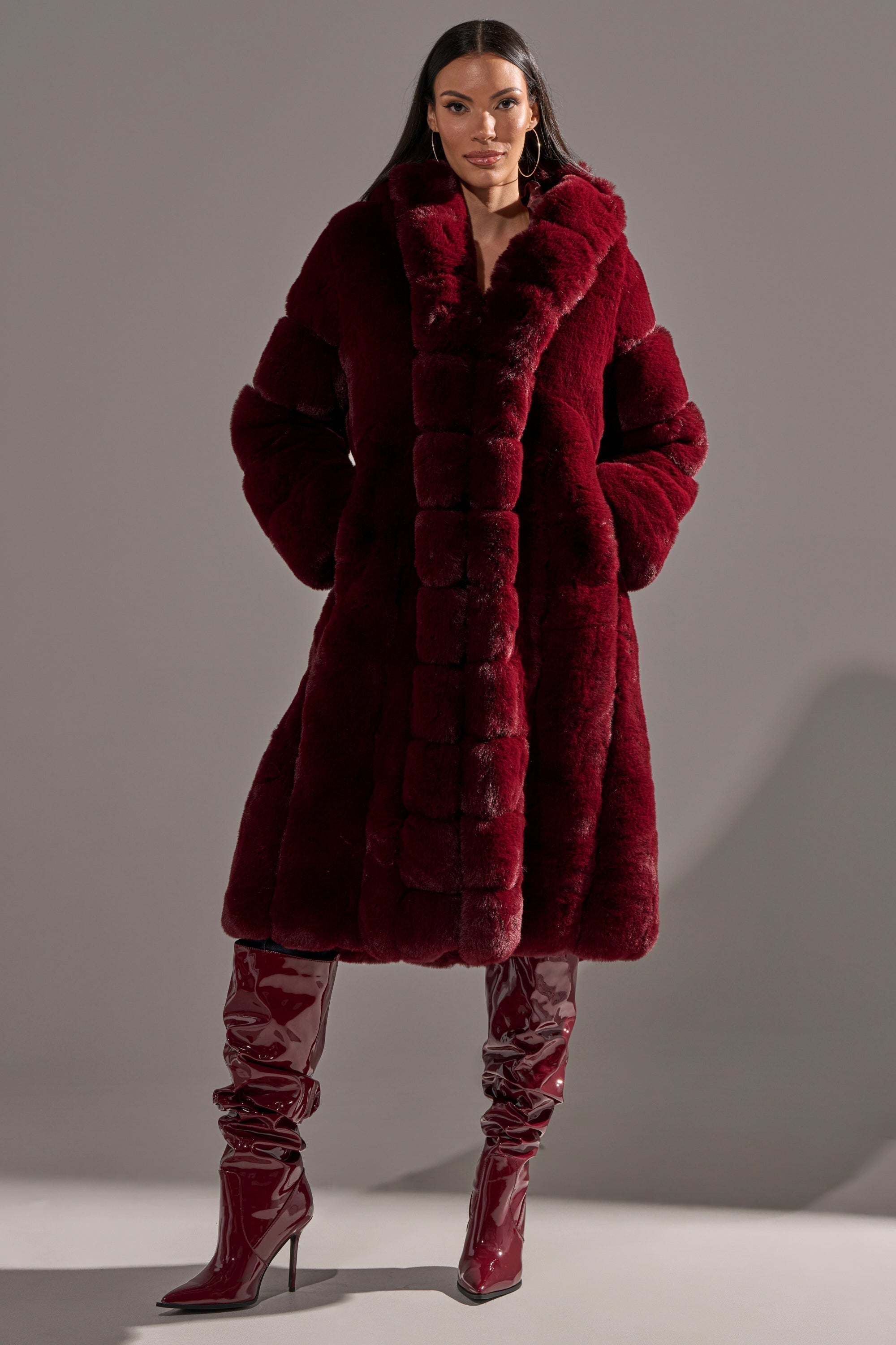 BERLIN HOODED FAUX FUR IN BURGUNDY