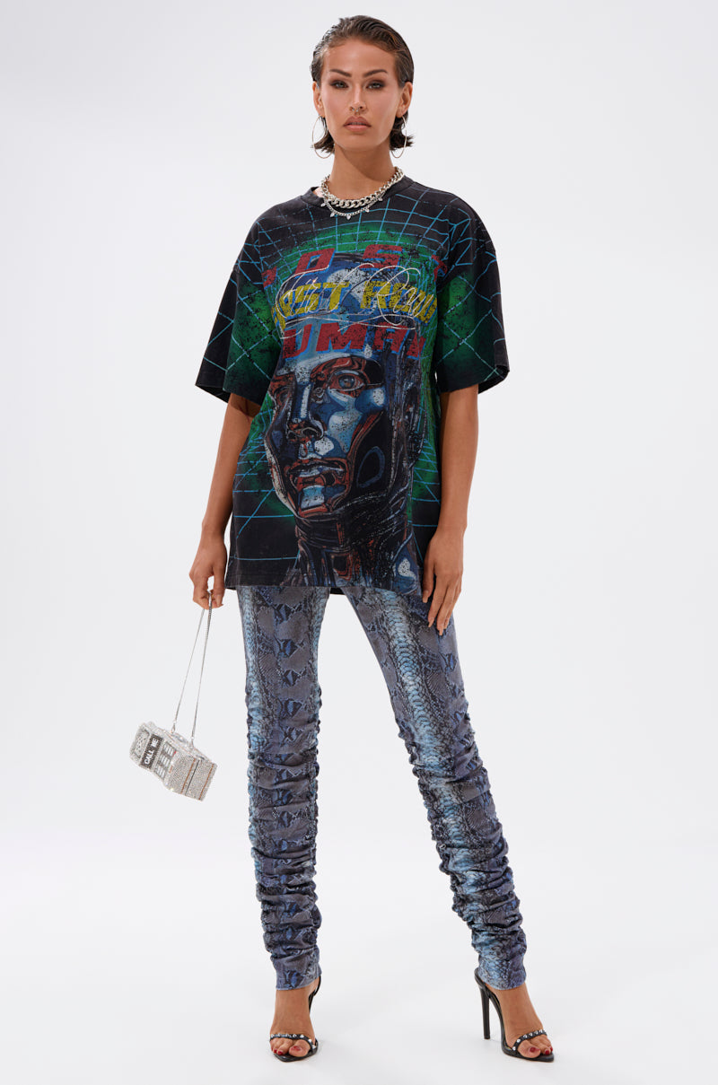 METAVERSE OVERSIZED GRAPHIC TEE