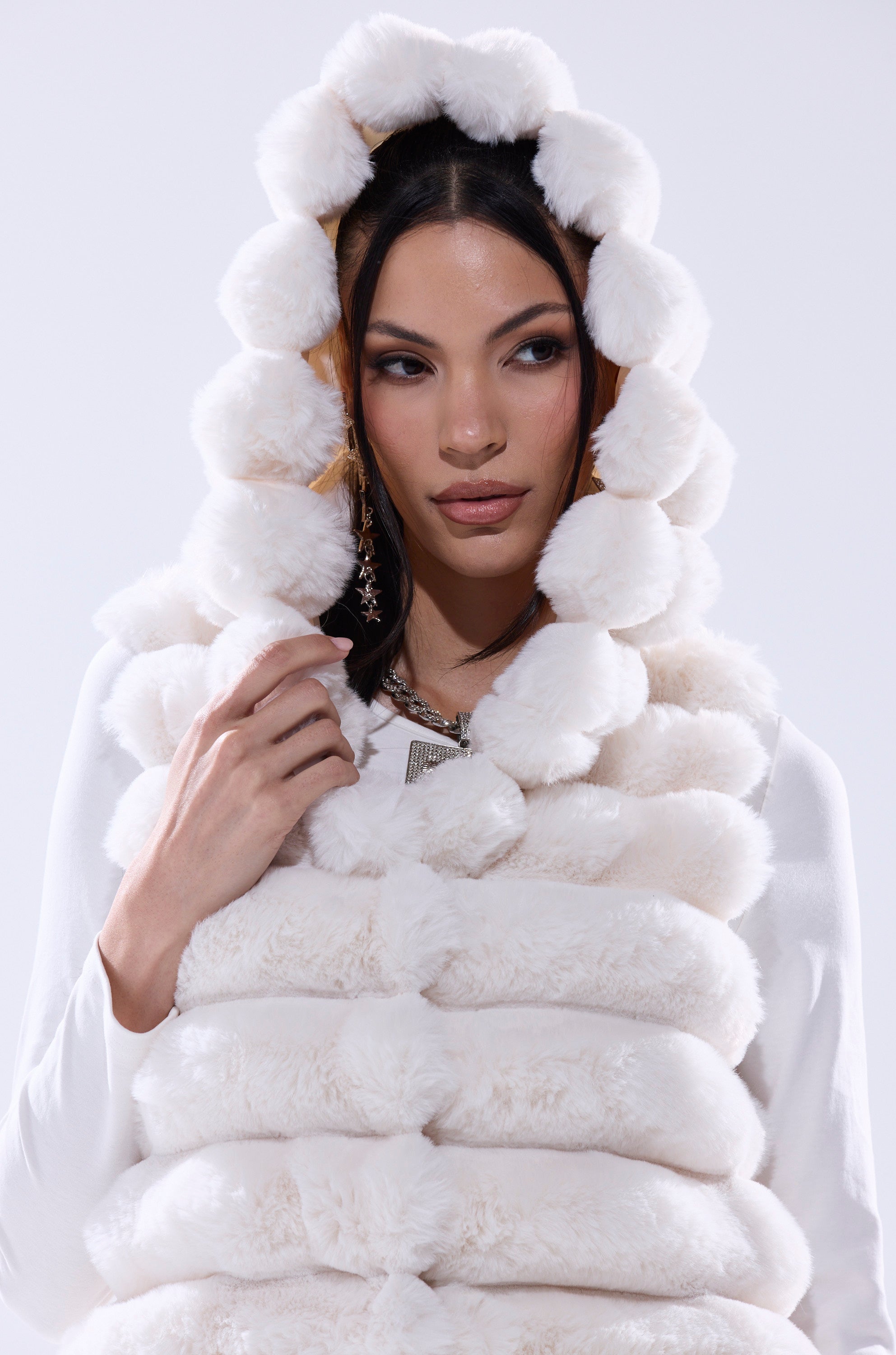 POPPY FAUX FUR HOODED VEST