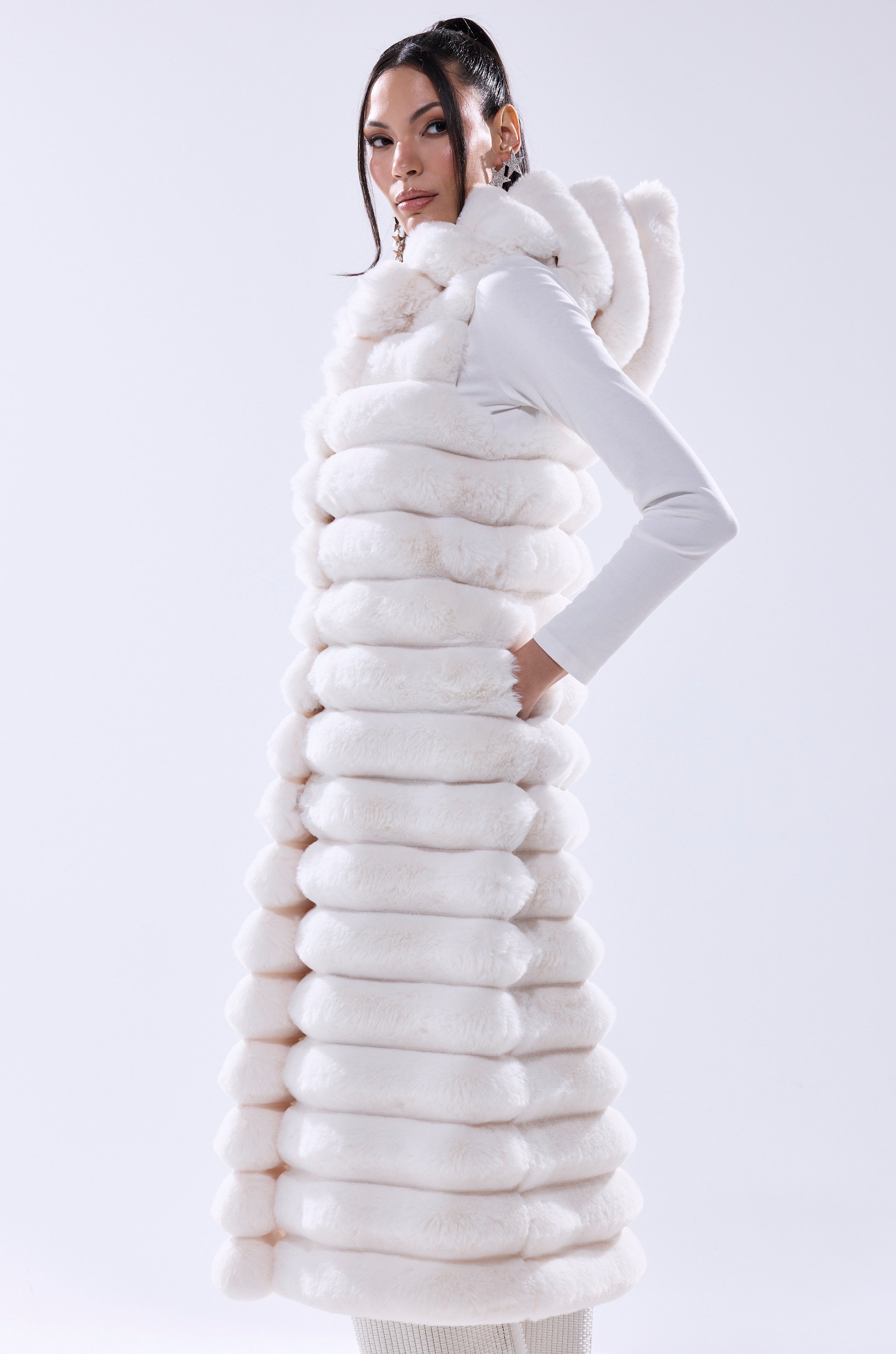 POPPY FAUX FUR HOODED VEST