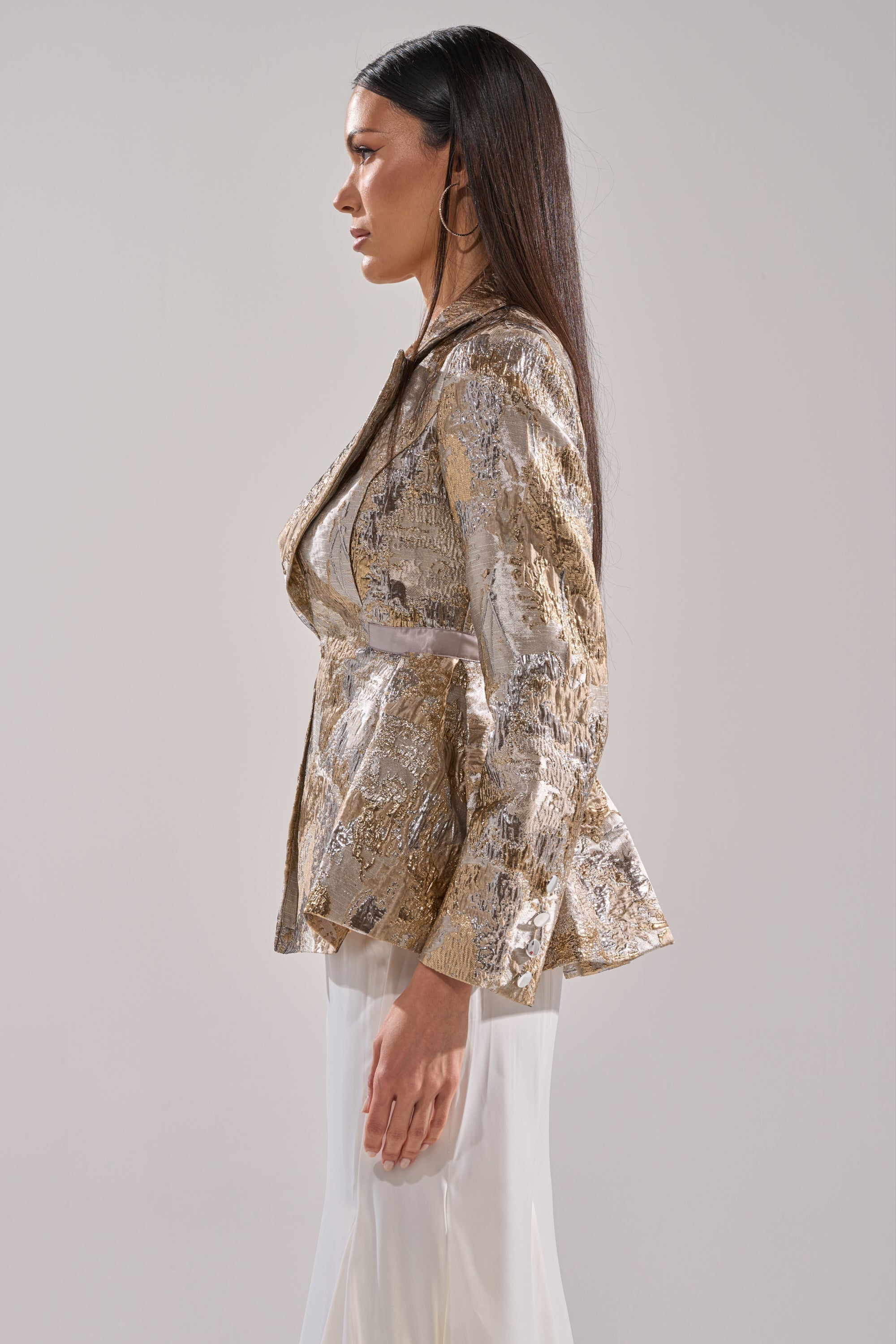 CANARY PEPLUM BLAZER IN CHAMPAGNE